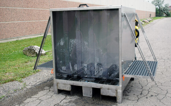 Portable Battery Wash Station Outside